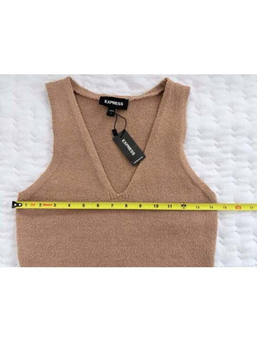 Express Vest - Picture 3 of 8